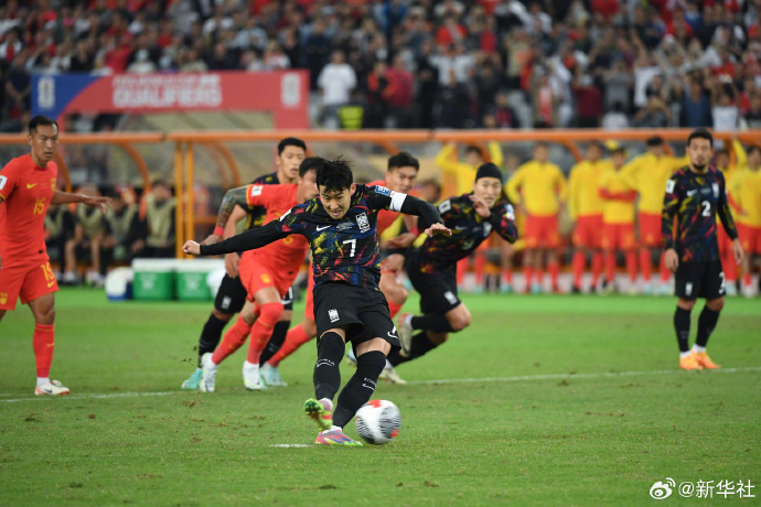 国足对比赛强度的适应性，是中韩足球最大的差距