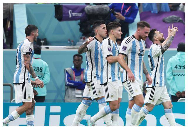 世界杯阿根廷决赛阵容_阿根廷决赛首发_阿根廷进入决赛