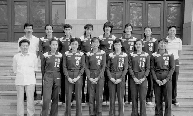 中国女排七度成为世界冠军！有一种自信顽强，属于中国女排！
