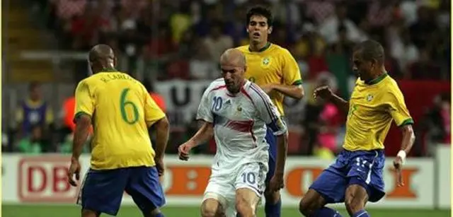 巴西队2022年世界杯_06年世界杯巴西队阵容_世界杯巴西队员