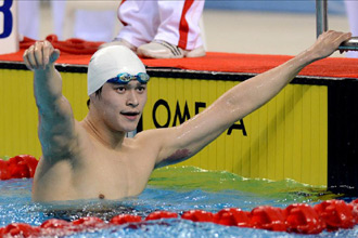全国游泳冠军赛：孙杨1500米自由泳夺冠